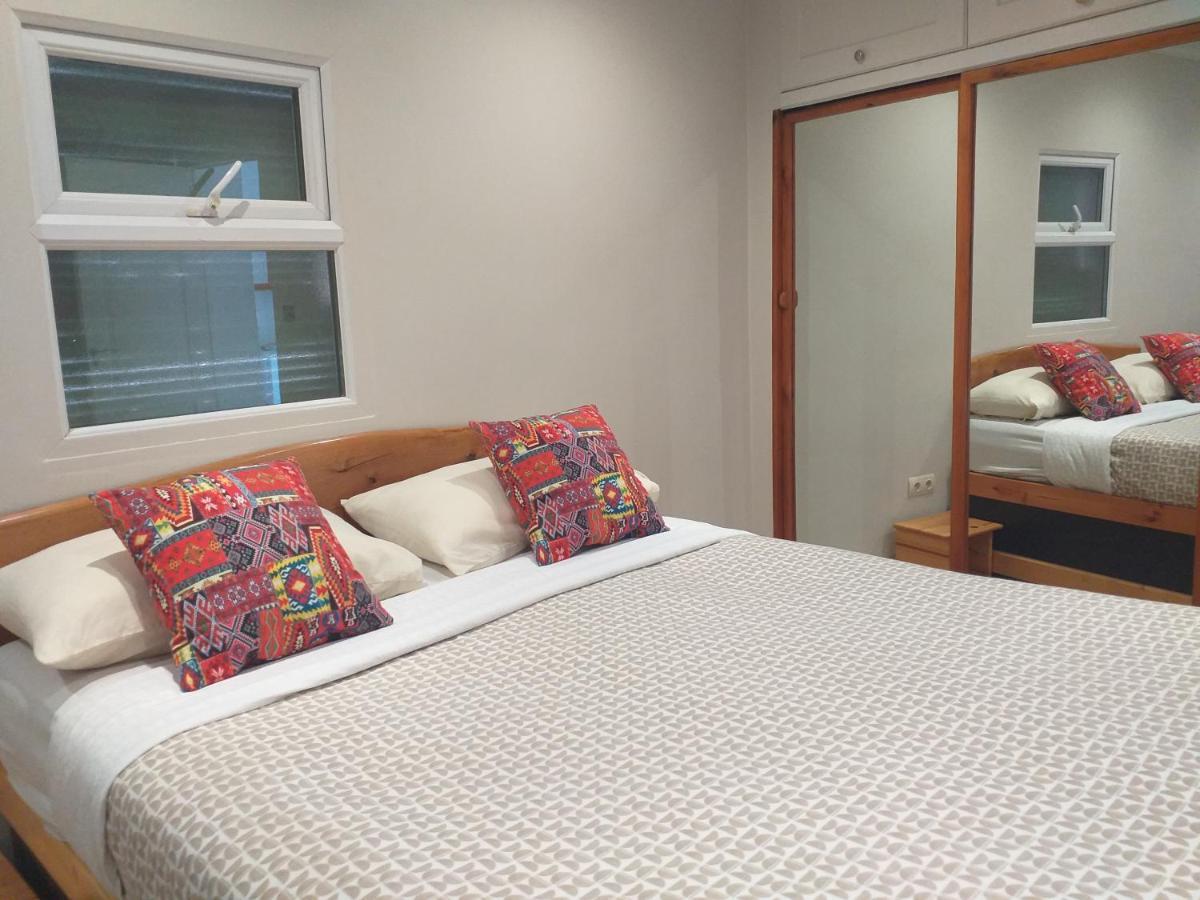 Malaga Ensuites City Centre 외부 사진